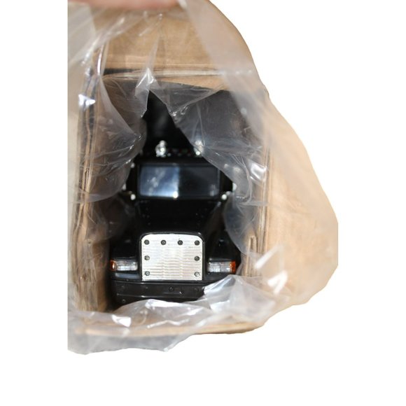 Ertl Collectables Lighted Freightliner Cab with Trailer - NIB - Picture 4 of 7